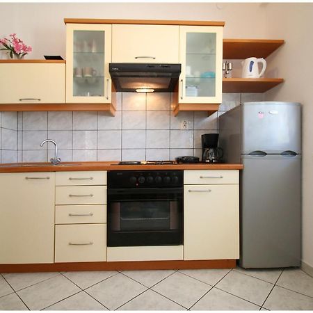 Studio Apartman Elena 普利莫顿 外观 照片